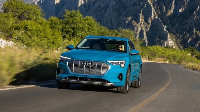 Audi-e-tron-2.jpg October 29, 2020 235 KB 1324 by 744 pixels Edit Image Delete permanently Alt Text Describe the purpose of the image(opens in a new tab). Leave empty if the image is purely decorative.Title Audi e-tron 2 Caption Audi e-tron. / Foto: Cortesía Audi. Description