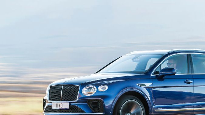Bentley Bentayga.