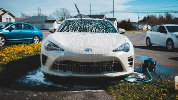 Lavado de auto / Foto: Erick Mclean