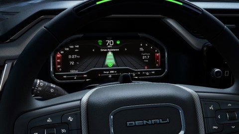GMC Sierra Denali 2022 / Foto: GMC