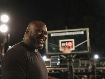 Shaquille O'Neal es un apasionado de los autos deportivos.