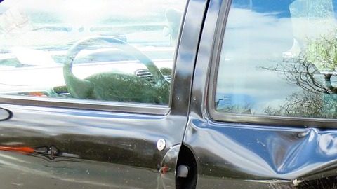 El seguro para autos puede llegar a elevar su precio hasta el doble si el conductor es un joven adolescente.