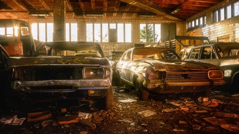 Desguace invita a destruir un auto para despedir al caótico 2020.