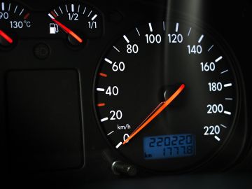 hasta cuántos kilómetros conviene comprar un auto usado