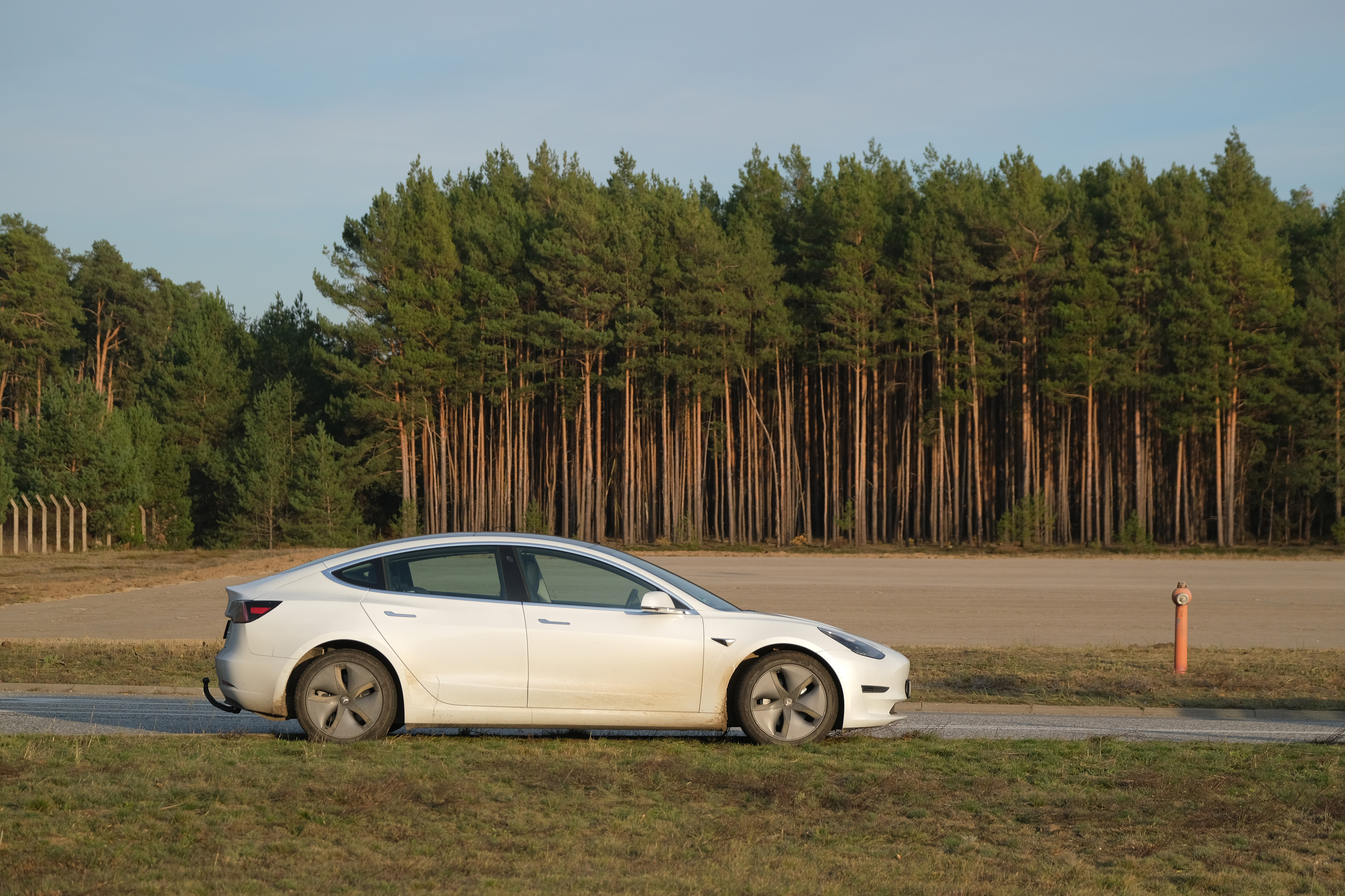 Tesla Model 3. / Foto: Getty Images. 