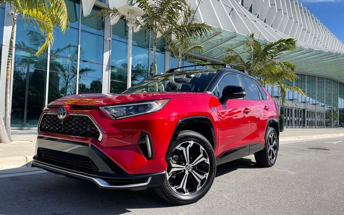 Toyota RAV4 Prime 2021 Plug-in Hybrid.