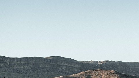 El nuevo sistema de monitoreo de Tesla no podrá ser usado en vehículos fabricados antes de 2021.