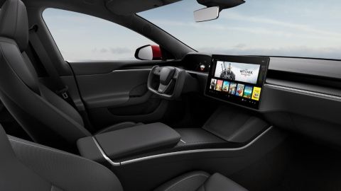 Tesla-Model-S-2021