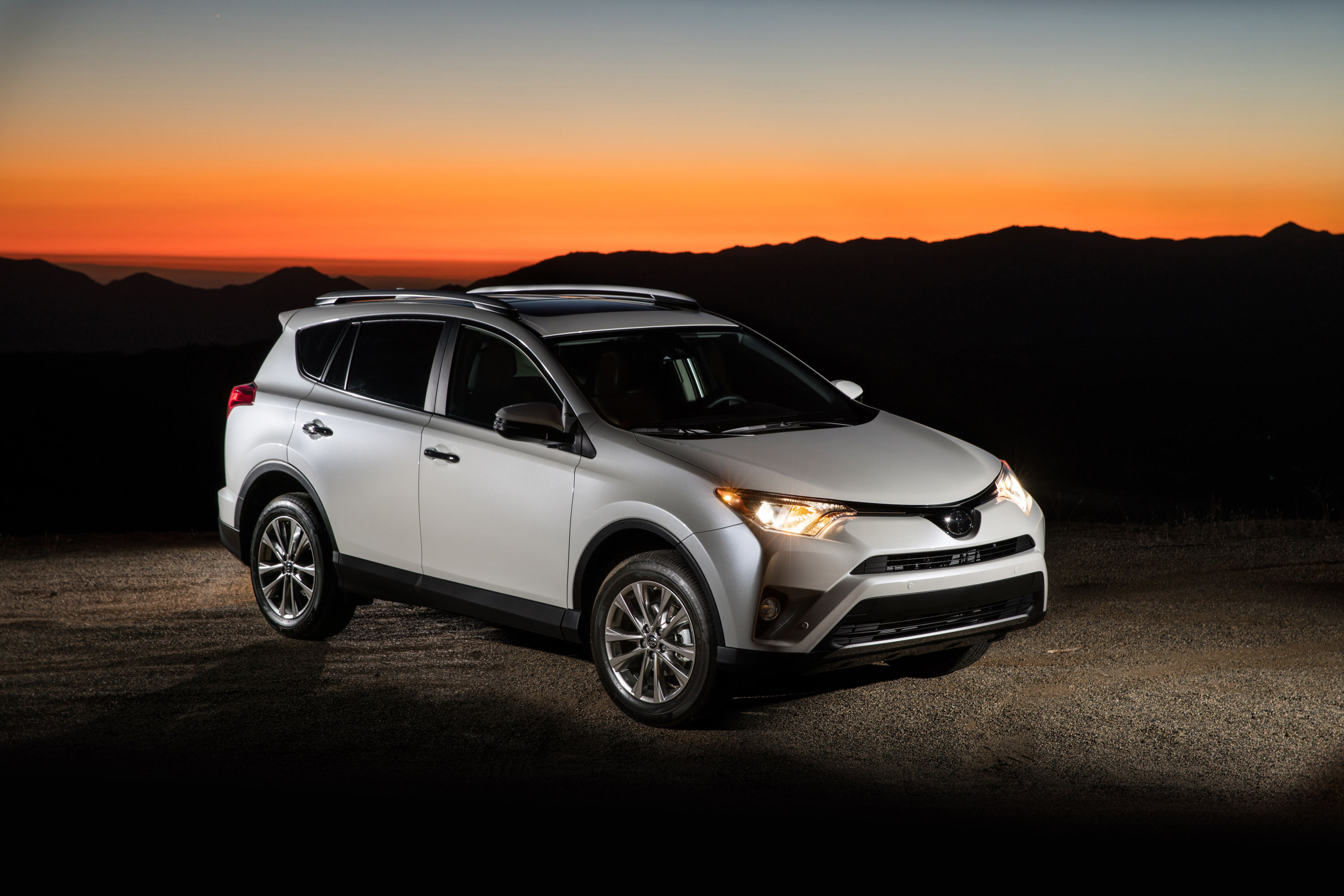 Toyota RAV4 2016