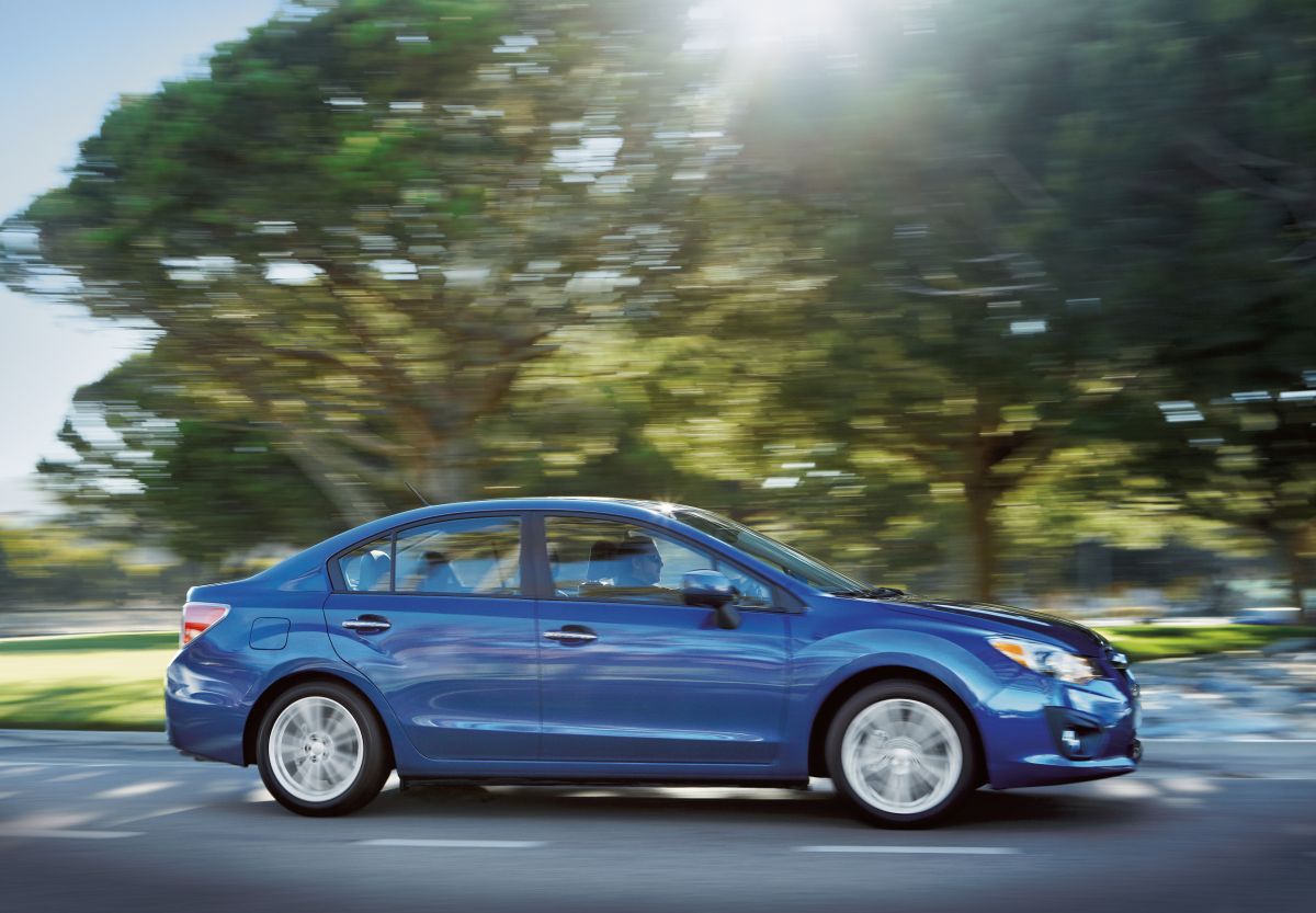 El Subaru Impreza del 2013 es de los autos más cómodos para estudiantes universitarios.