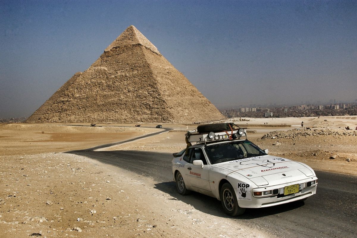 Porsche-P12 Egyptian Pyramids.jpeg