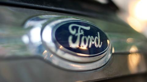 Logotipo de Ford.