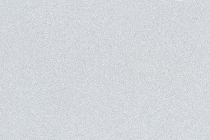 Conducir por el carril de autobús podría costarte hasta $200 en multas de tránsito
