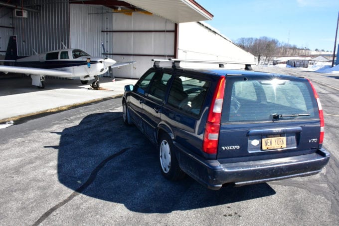 Foto trasera del Volvo v70 considerado como el más costoso del mundo