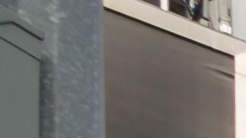 Foto de una zona concurrida con muchos peatones