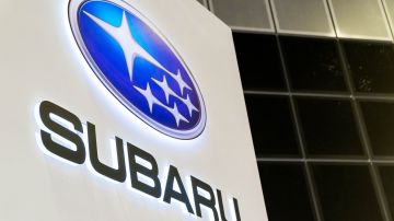 Logotipo de Subaru, Subaru es la división de fabricación de automóviles del conglomerado de transporte japonés Subaru Corporation