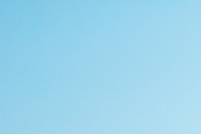 Foto de dos motociclistas a bordo de la Pan America de Harley-Davidson