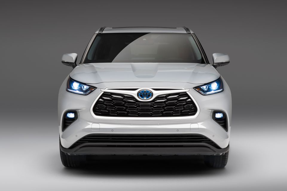 Toyota highlander 2022 hybrid