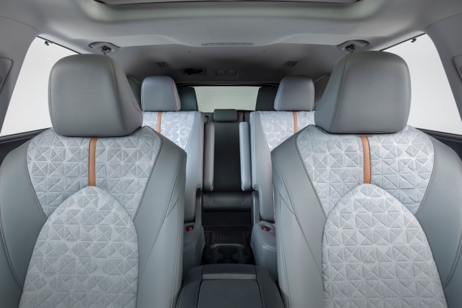 Toyota Highlander Bronze