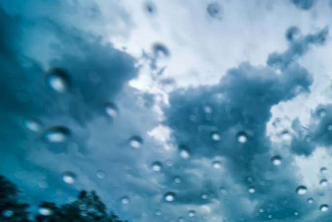 5 consejos para manejar bajo la lluvia, estar seguro y no tener un accidente