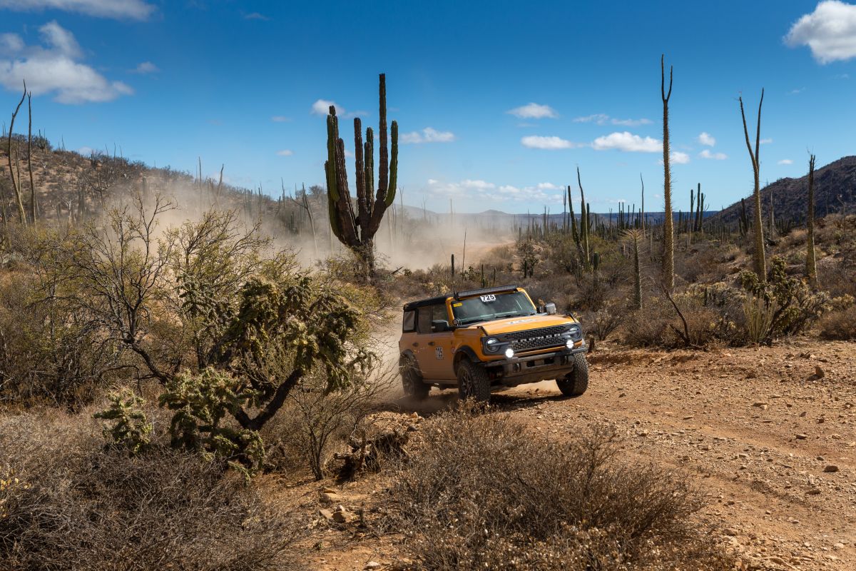 La Ford Bronco 2021 superó una vez más las expectativas de sus creadores atravesando, entre los primeros lugares, el desierto de Baja California, uno de los terrenos más difíciles de todo el mundo.