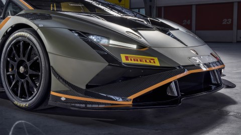 Foto de la parte delantera del Lamborghini Huracan Super Trofeo EVO2