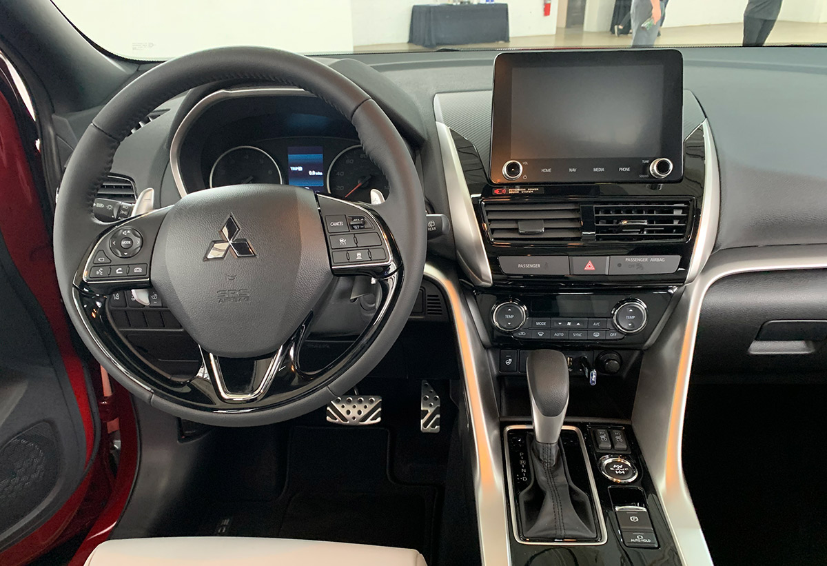 Interior del Mitsubishi Eclipse Cross.