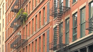 El Polestar 2 en una calle del SoHo de Nueva York.