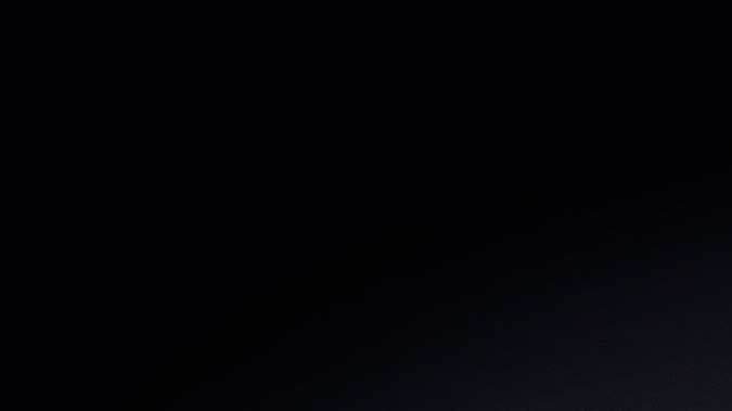 Foto del Porsche Taycan con una puerta abierta