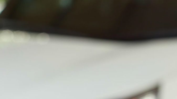 como abrir la puerta si deje la llave adentro