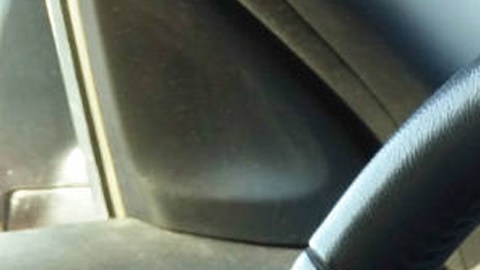 El bastón antirobo es uno de los métodos más usados para proteger los automóviles.