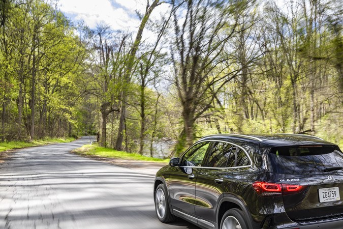 El diseño exterior es similar a la mayoría de SUVs de tamaño medio que están saliendo al mercado.