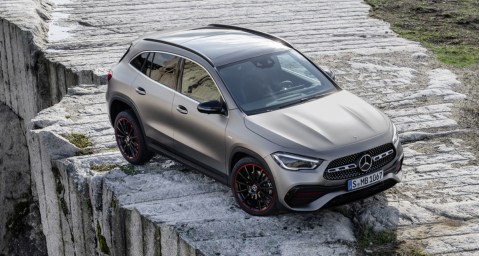 Mercedes-Benz 250 GLA 4Matic con rines extra.