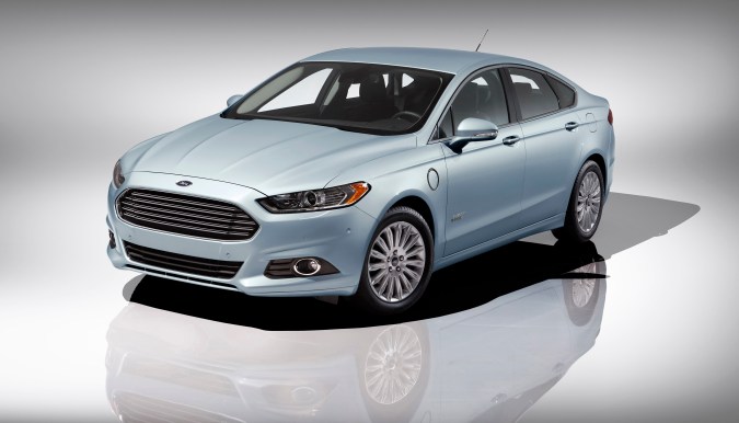 Ford Fusion Hybrid 2014