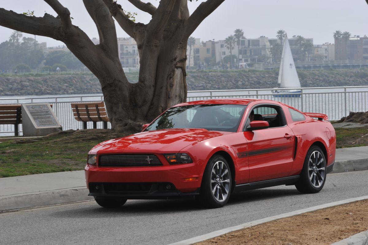 Ford Mustang 2011