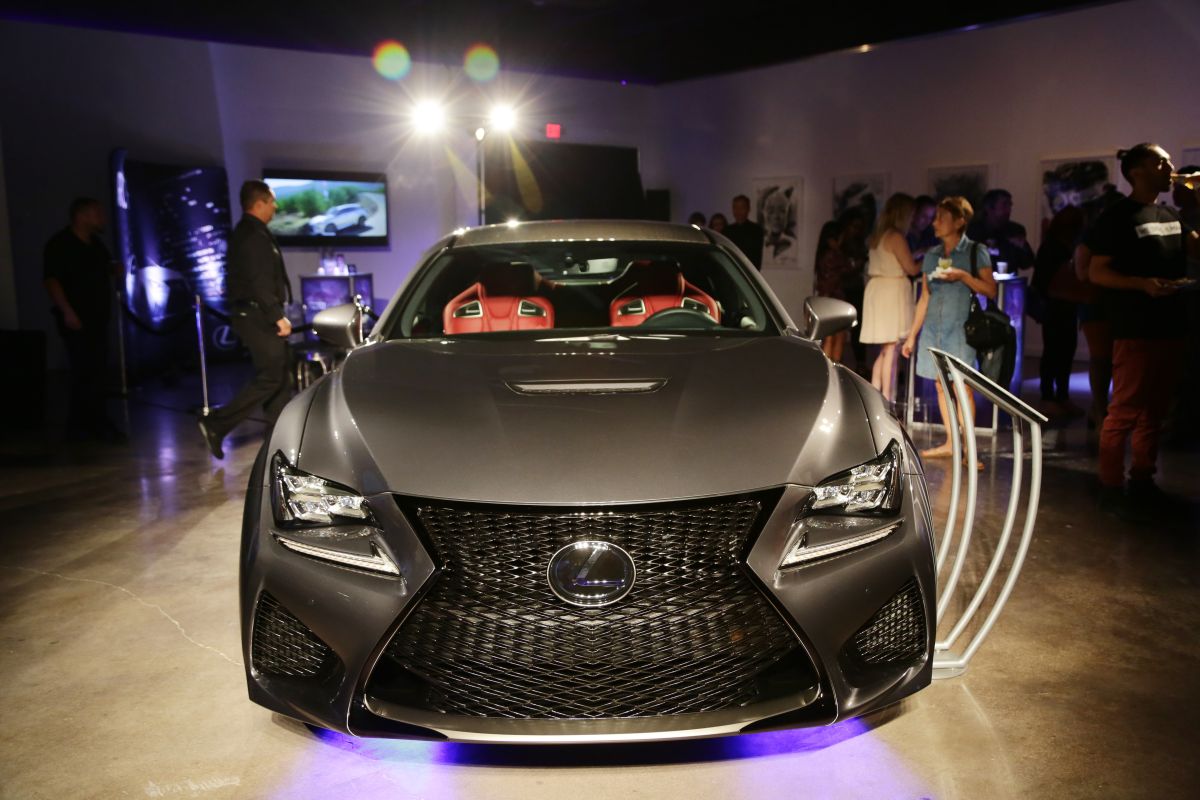 Lexus IS 2016