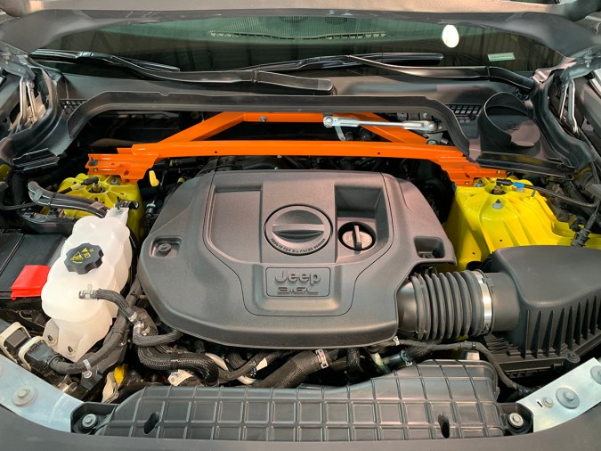 El nuevo Grand Cherokee L se ofrece en dos motores, pero siempre con transmisión automática de 8 velocidades.