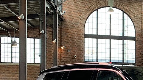 El nuevo Jeep Grand Cherokee L se ensambla en la planta Mack de Detroit.