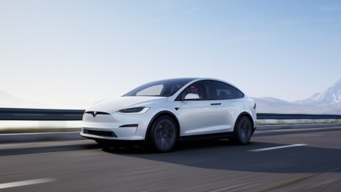 Tesla Model X 2021