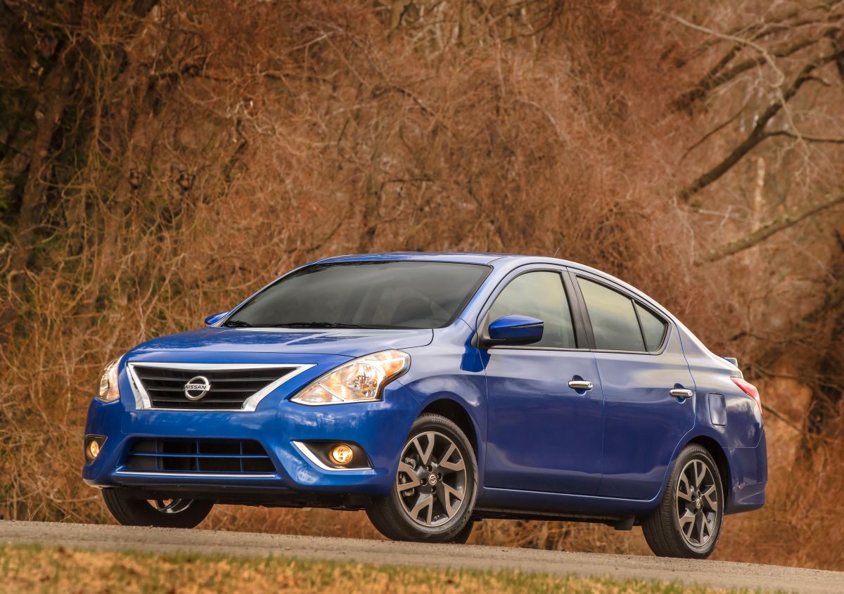 Nissan Versa 2015