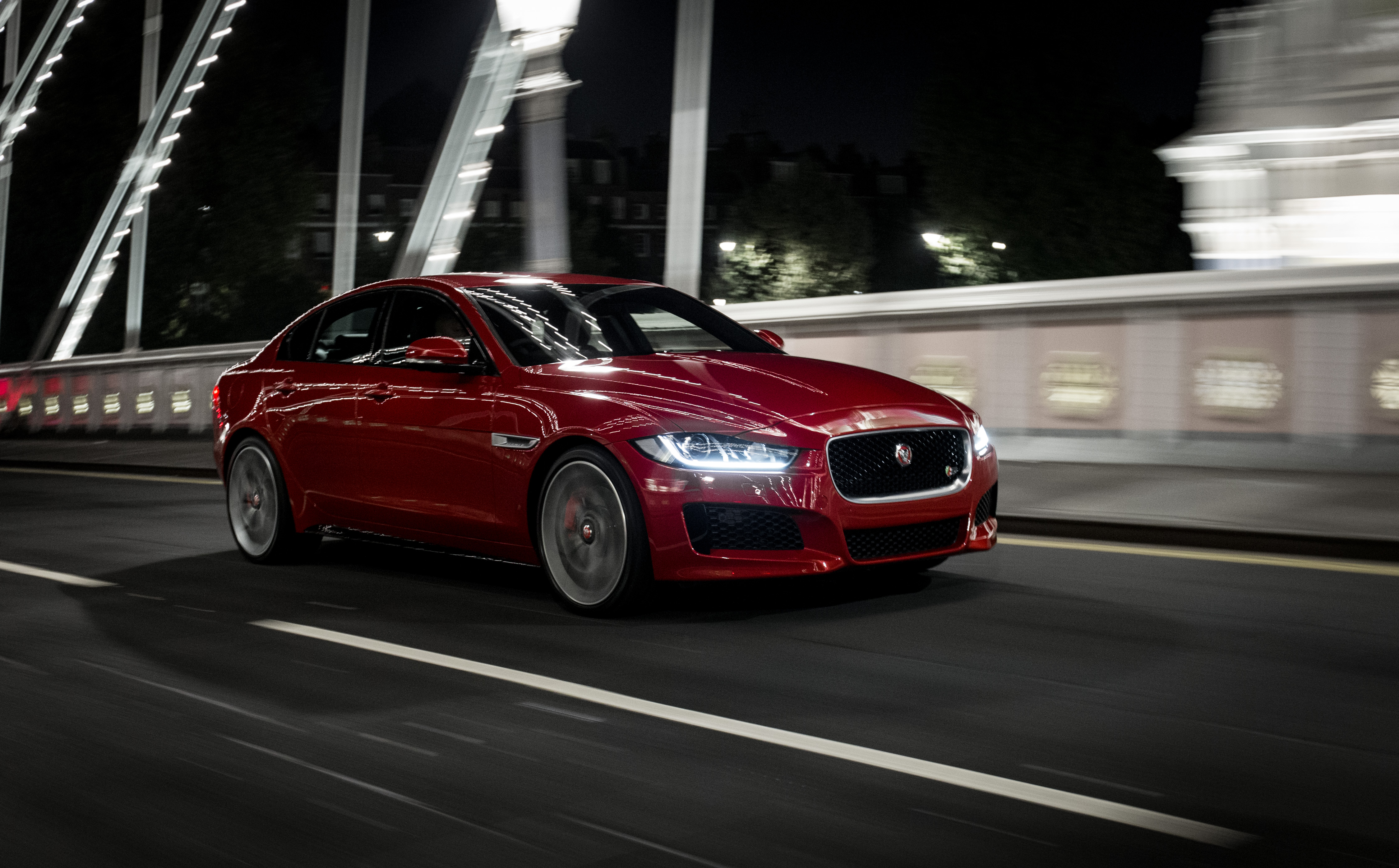 Jaguar XE 2015