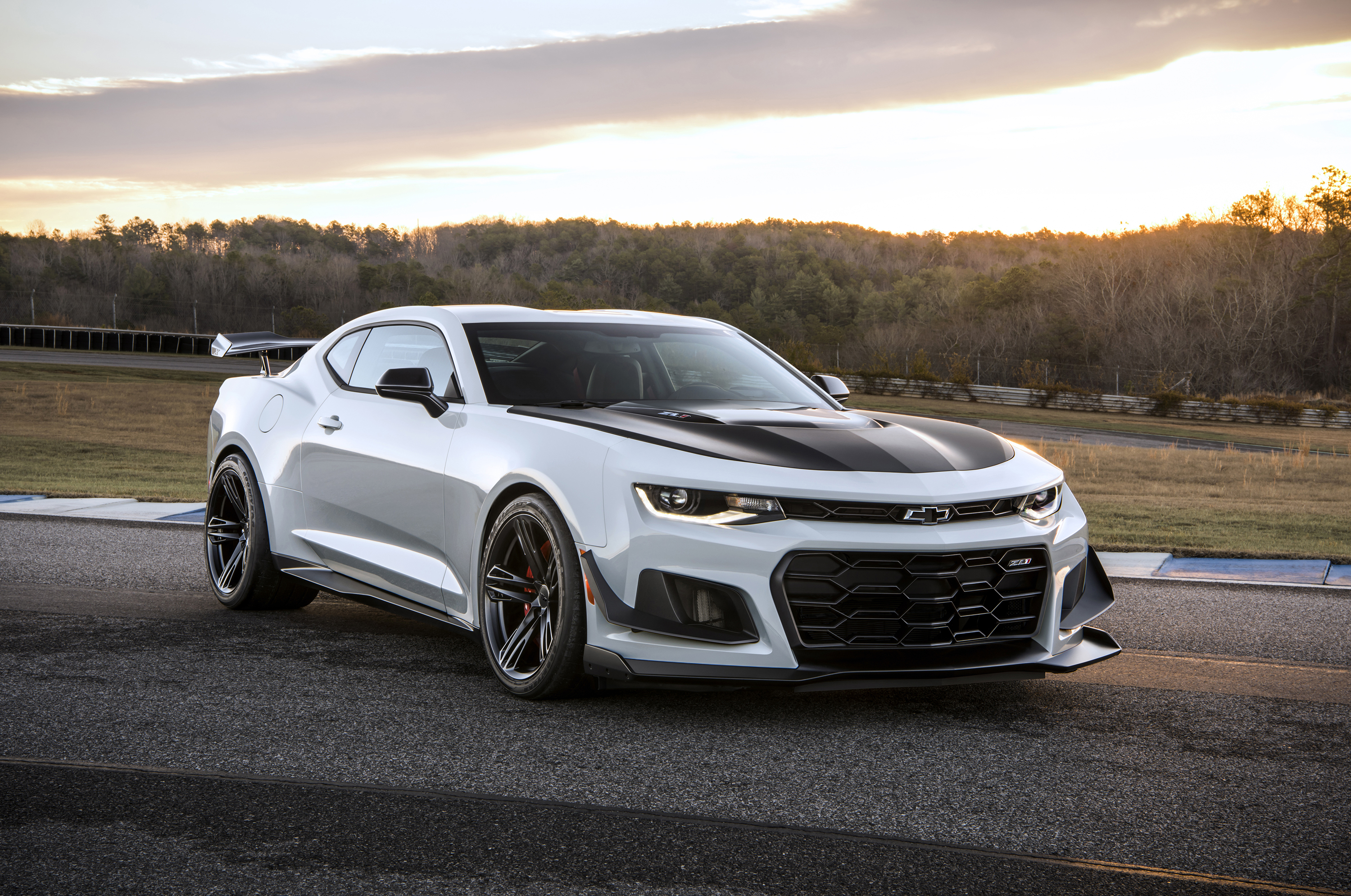 Chevrolet Camaro 2021