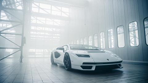 Lamborghini Countach LPI 800-4