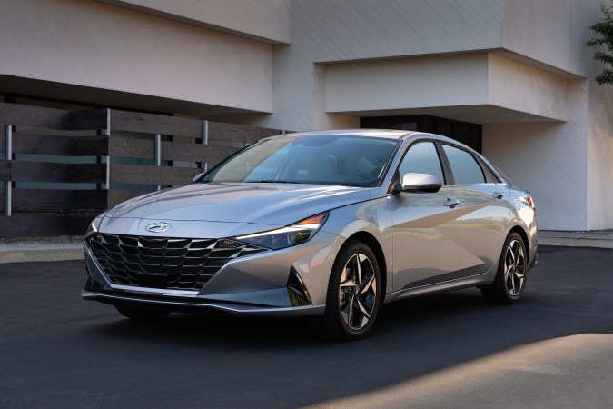 Hyundai Elantra 2021