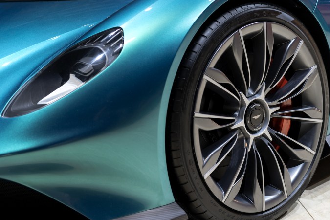 Aston Martin Vanquish Vision Concept