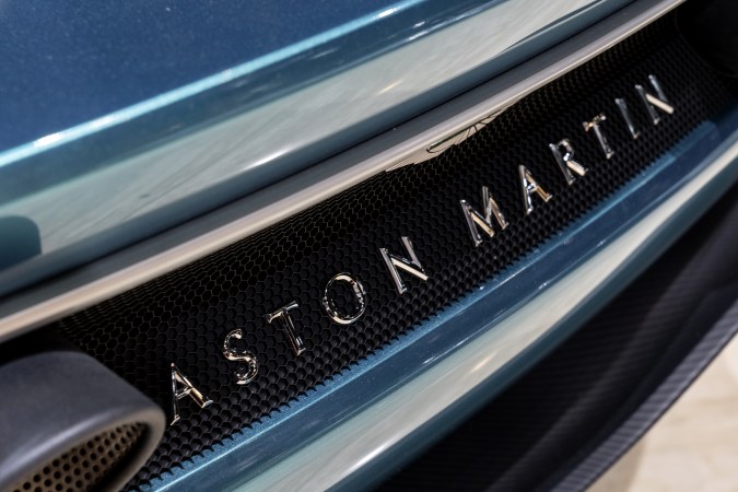 Aston Martin Vanquish Vision Concept