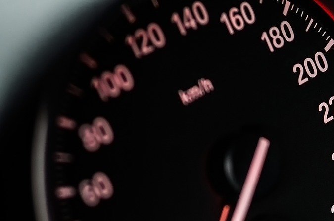 Velocímetro de auto