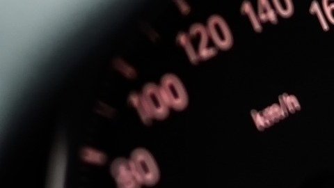 Velocímetro de auto