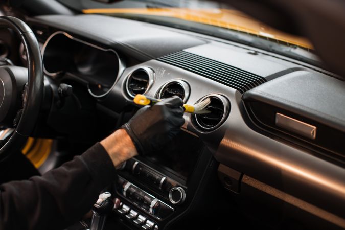 как восстановить автомобильный пластик