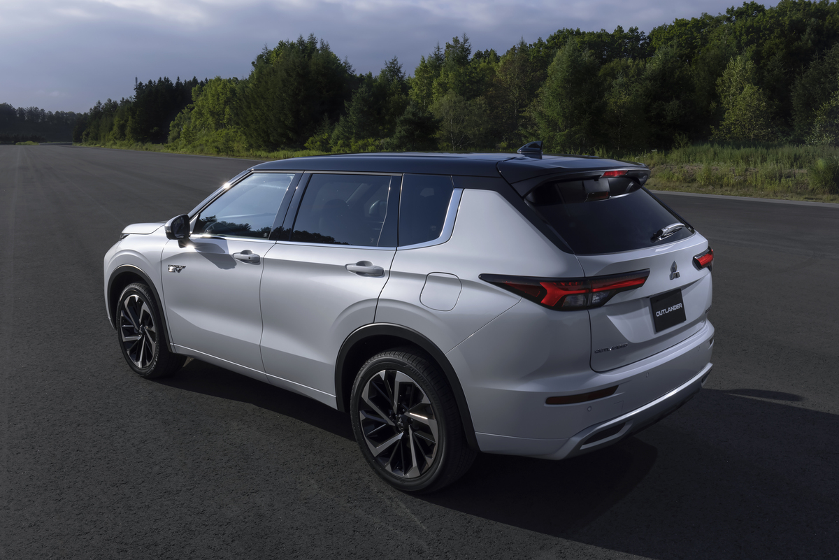 Outlander PHEV 2022